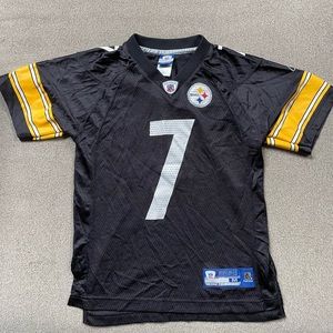 Women’s Reebok Steelers NFL sports jersey Roethlisberger size medium